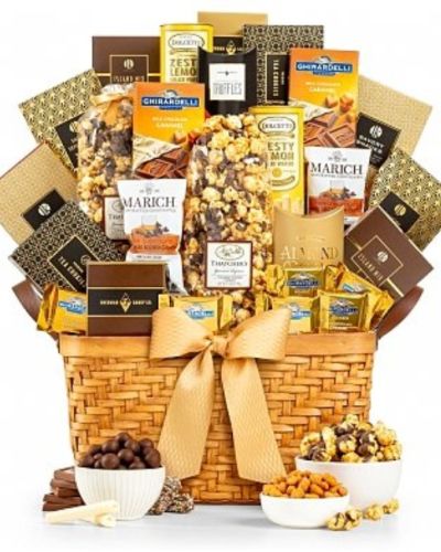 The top quality of the gourmet goodies in this basket are perfect for sending to your favorite people, customers or even clients!

Delight in giving gourmet cookies, wafers, popcorn and much, much more.